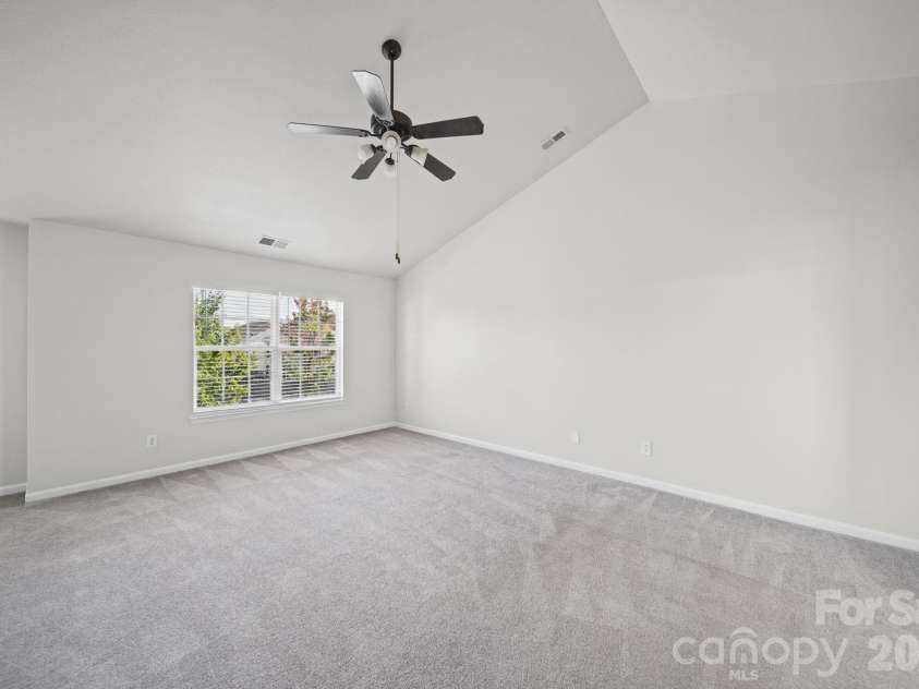 13913 Sugar Oats Lane, Charlotte, NC 28213.  MLS# CAR4431529, YatesRealty ID 55896. 