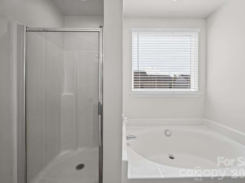 13913 Sugar Oats Lane, Charlotte, NC 28213.  MLS# CAR4431529, YatesRealty ID 55896. 