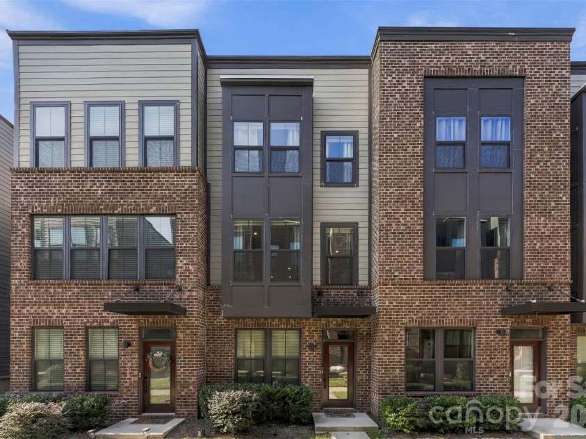 3028 Terroir Lane, Charlotte, NC 28217.  MLS# CAR4432110, YatesRealty ID 55897. 