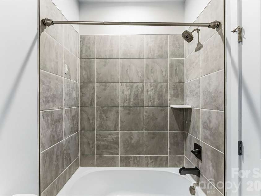 3028 Terroir Lane, Charlotte, NC 28217.  MLS# CAR4432110, YatesRealty ID 55897. Bedroom #2 Bathroom