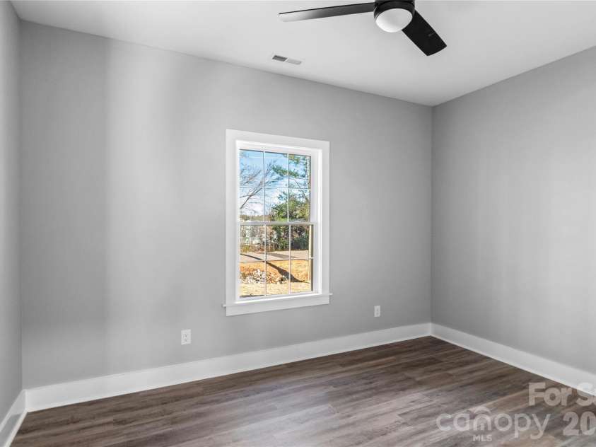 2328 Summerlin Street, Winston Salem, NC 27103.  MLS# CAR4323274, YatesRealty ID 559. 