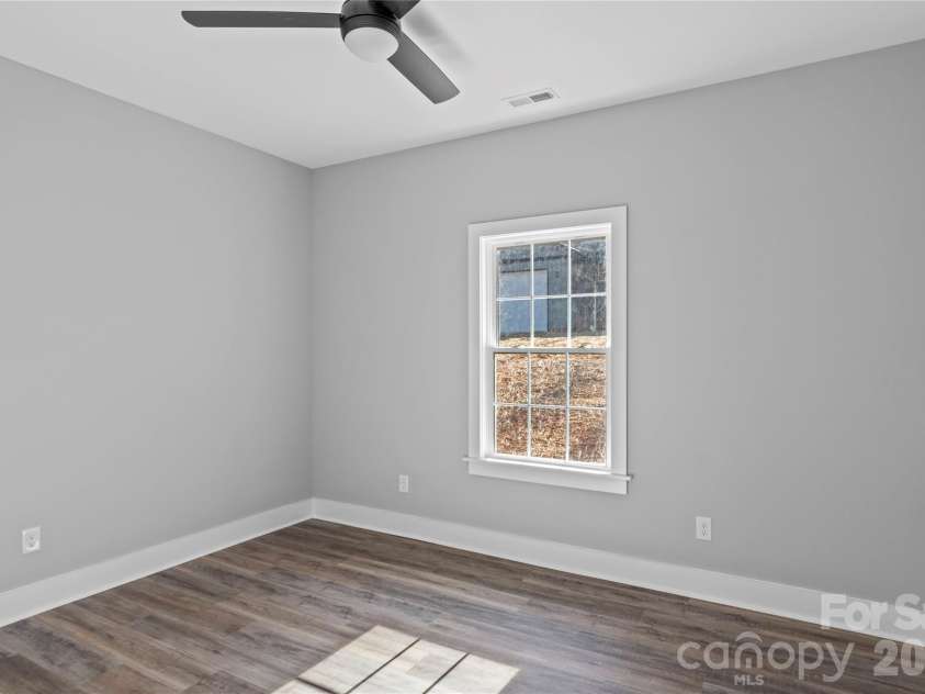 2328 Summerlin Street, Winston Salem, NC 27103.  MLS# CAR4428619, YatesRealty ID 559. 