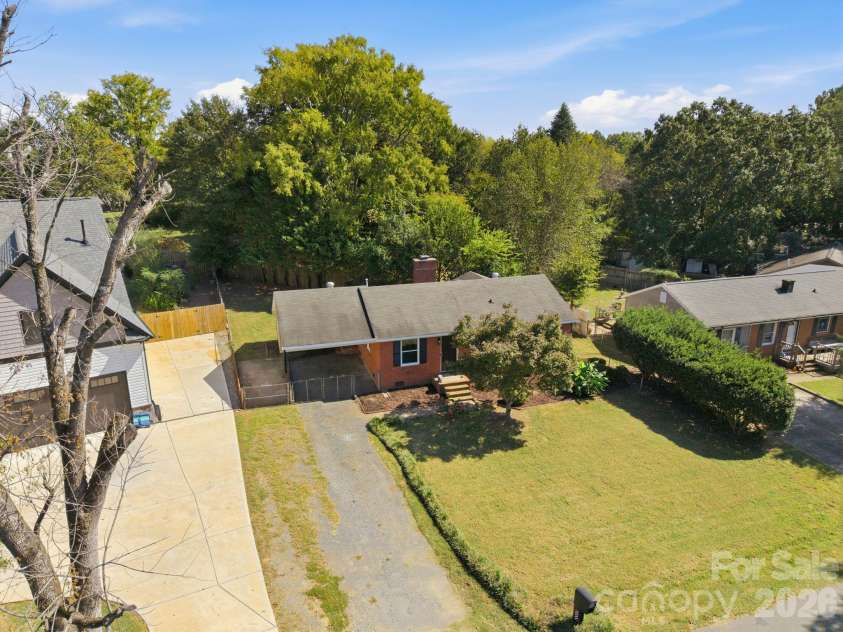 232 Eden Circle, Pineville, NC 28134.  MLS# CAR4431931, YatesRealty ID 55900. 