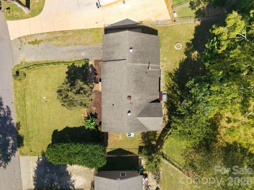 232 Eden Circle, Pineville, NC 28134.  MLS# CAR4431931, YatesRealty ID 55900. 