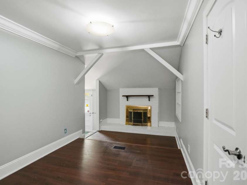 232 Eden Circle, Pineville, NC 28134.  MLS# CAR4431931, YatesRealty ID 55900. 