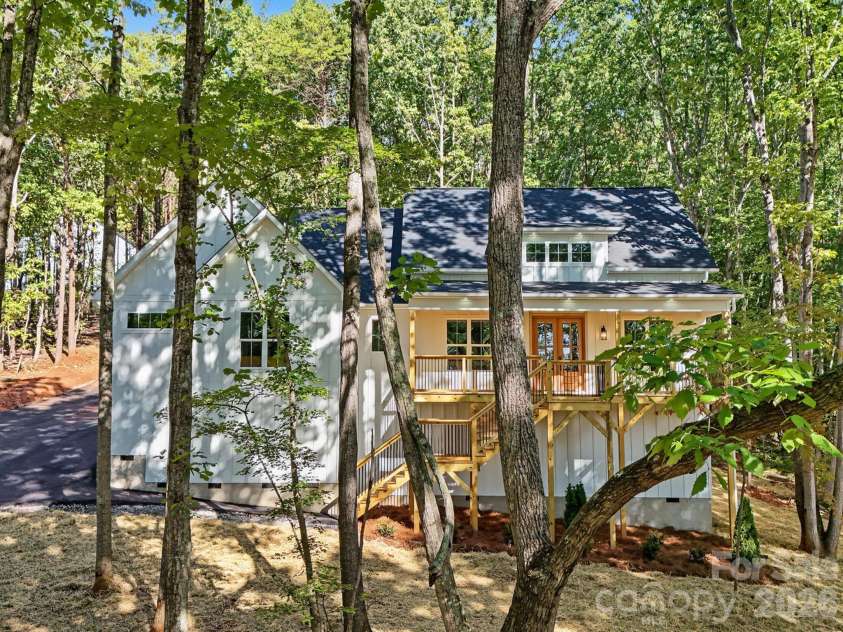 5290 Liberty Hill Road, York, SC 29745.  MLS# CAR4433021, YatesRealty ID 55909. 