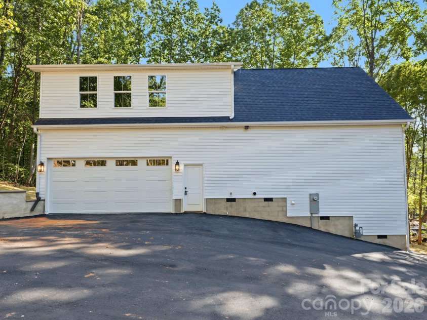 5290 Liberty Hill Road, York, SC 29745.  MLS# CAR4433021, YatesRealty ID 55909. 