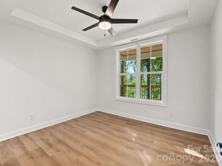 5290 Liberty Hill Road, York, SC 29745.  MLS# CAR4433021, YatesRealty ID 55909. Main Level Secondary Bedroom - Jack & Jill