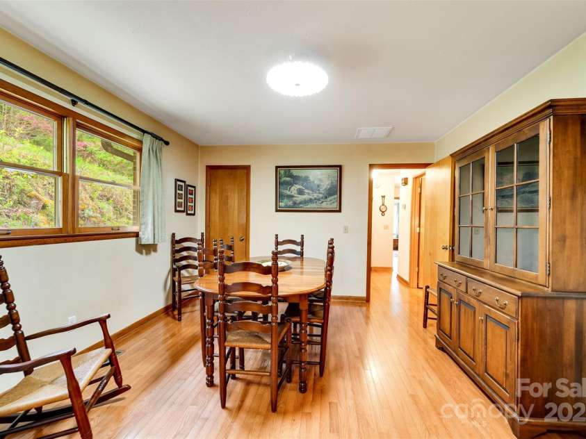 402 East Fork Road, Sylva, NC 28779.  MLS# CAR4213748, YatesRealty ID 5591. 