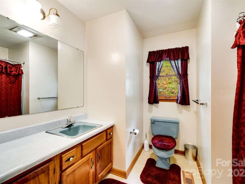 402 East Fork Road, Sylva, NC 28779.  MLS# CAR4213748, YatesRealty ID 5591. 