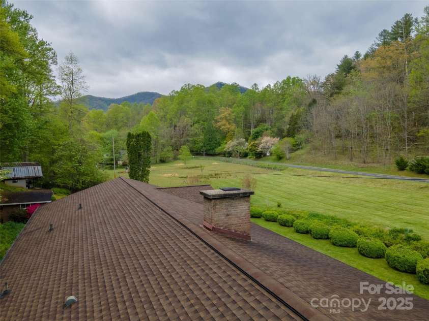 402 East Fork Road, Sylva, NC 28779.  MLS# CAR4213748, YatesRealty ID 5591. 