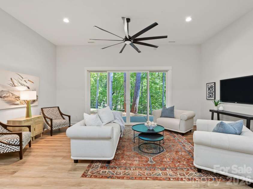 5296 Liberty Hill Road, York, SC 29745.  MLS# CAR4385146, YatesRealty ID 55910. 