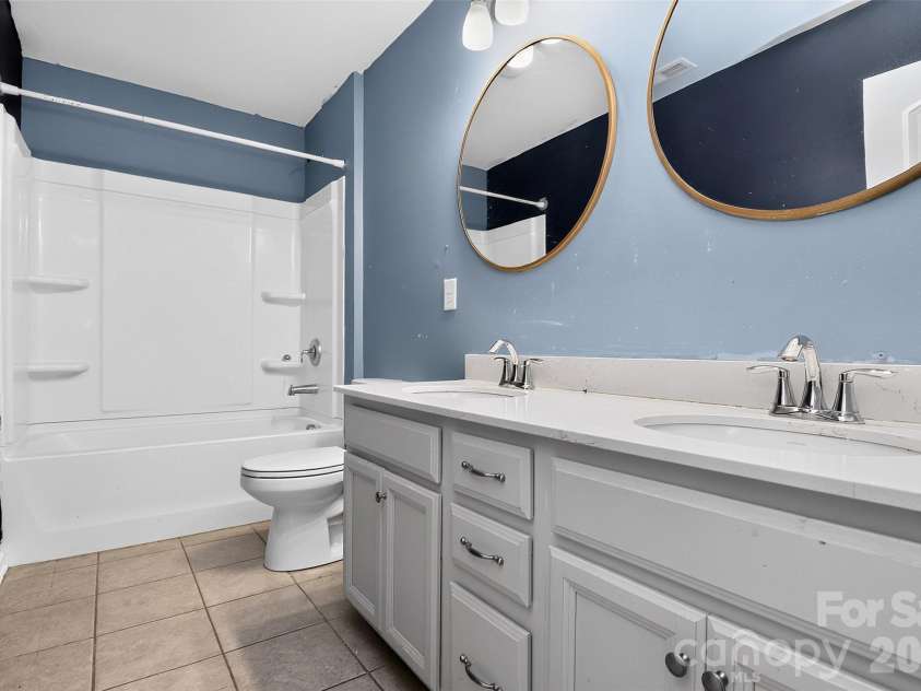 6223 Shumard Oak Way, Indian Land, SC 29707.  MLS# CAR4433193, YatesRealty ID 55911. Secondary bath