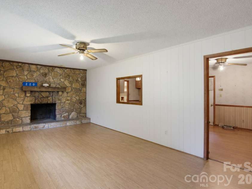 220 Bradford Drive, Salisbury, NC 28146.  MLS# CAR4432042, YatesRealty ID 55912. 