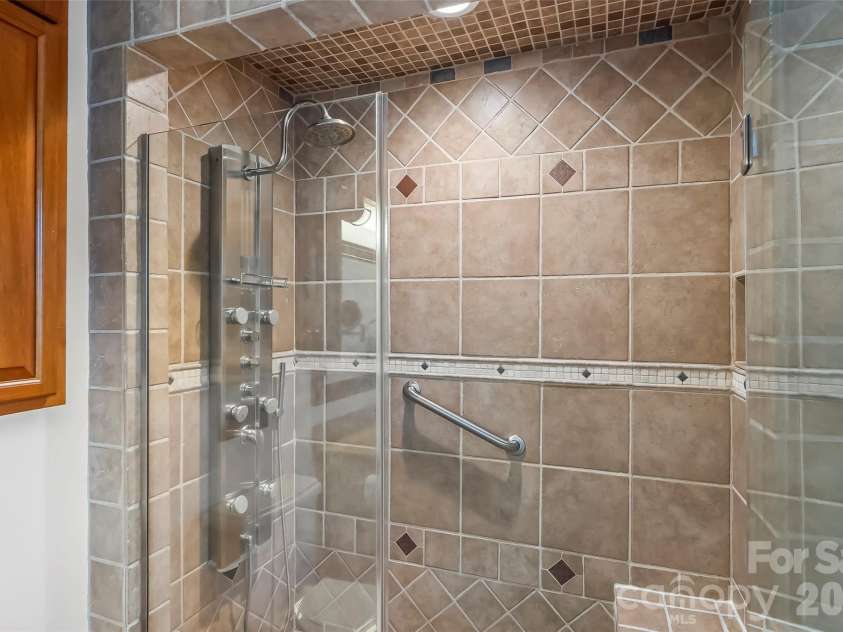 5 Clearview Street, Granite Falls, NC 28630.  MLS# CAR4430445, YatesRealty ID 55913. 