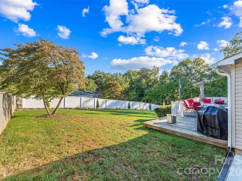 5 Clearview Street, Granite Falls, NC 28630.  MLS# CAR4430445, YatesRealty ID 55913. 