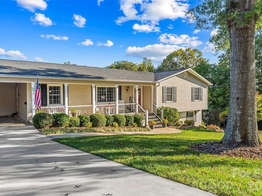 5 Clearview Street, Granite Falls, NC 28630.  MLS# CAR4430445, YatesRealty ID 55913. 