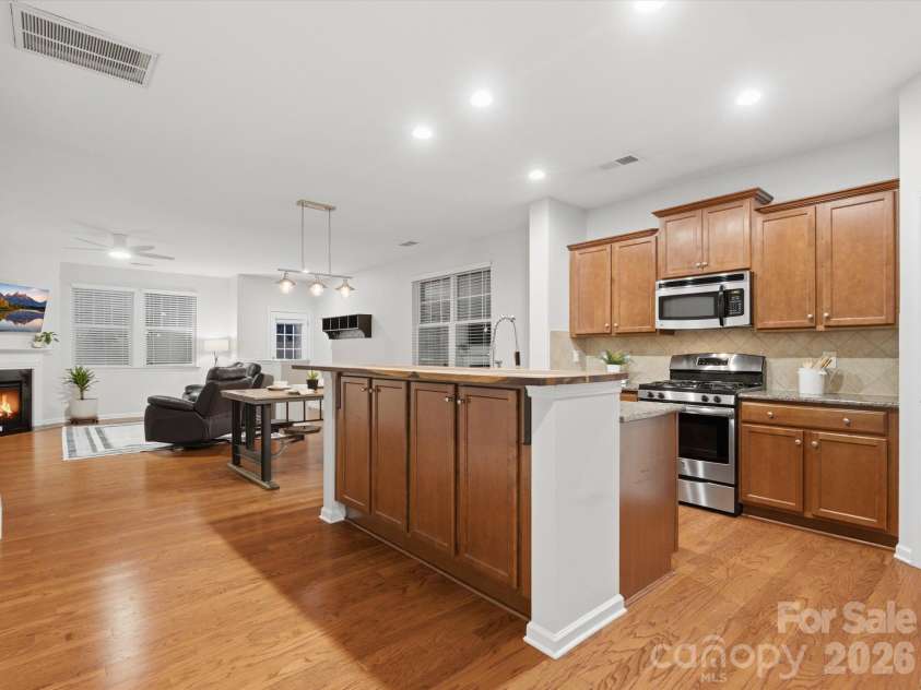 13141 Heath Grove Drive, Huntersville, NC 28078.  MLS# CAR4432517, YatesRealty ID 55915. 