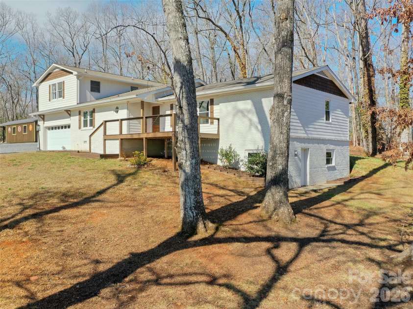 128 Cardinal Lane, Hayesville, NC 28904.  MLS# CAR4433332, YatesRealty ID 55916. 