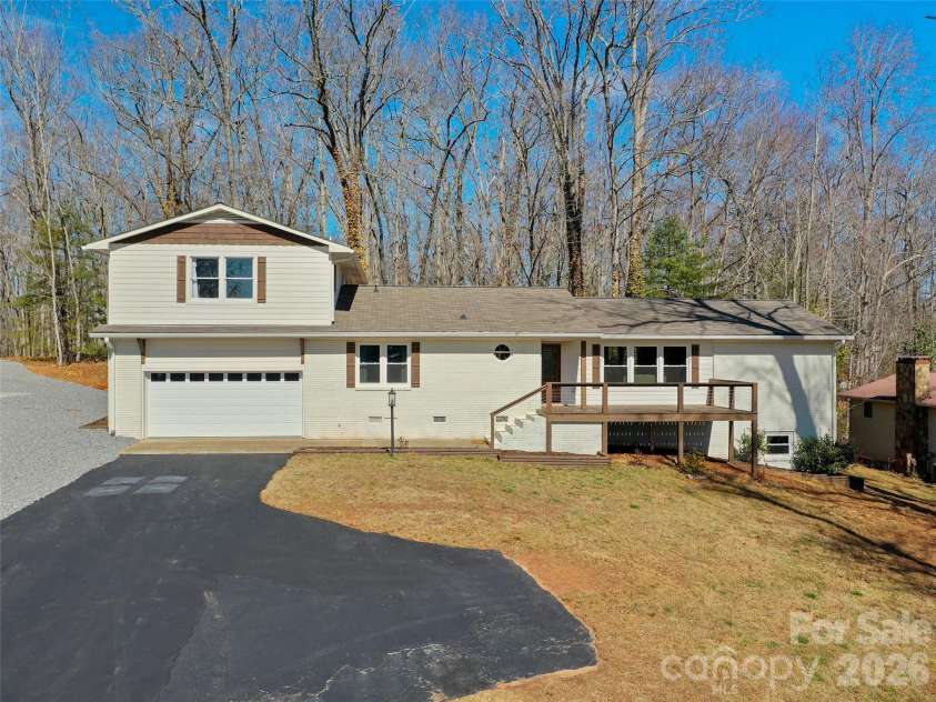 128 Cardinal Lane, Hayesville, NC 28904.  MLS# CAR4433332, YatesRealty ID 55916. 