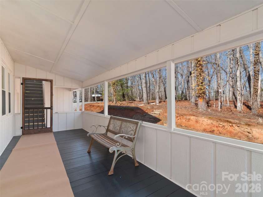 128 Cardinal Lane, Hayesville, NC 28904.  MLS# CAR4433332, YatesRealty ID 55916. 