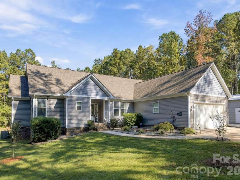 2072 Old Ferry Lane, Lancaster, SC 29720.  MLS# CAR4431930, YatesRealty ID 55917. 