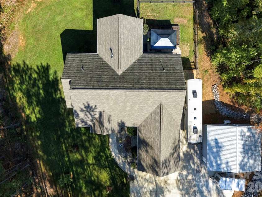 2072 Old Ferry Lane, Lancaster, SC 29720.  MLS# CAR4431930, YatesRealty ID 55917. 