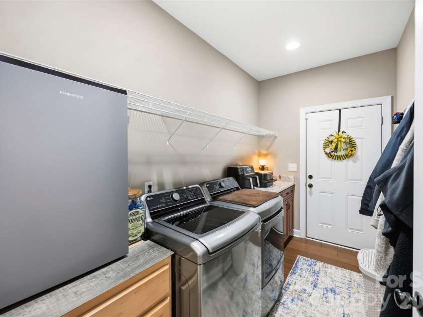2072 Old Ferry Lane, Lancaster, SC 29720.  MLS# CAR4431930, YatesRealty ID 55917. 