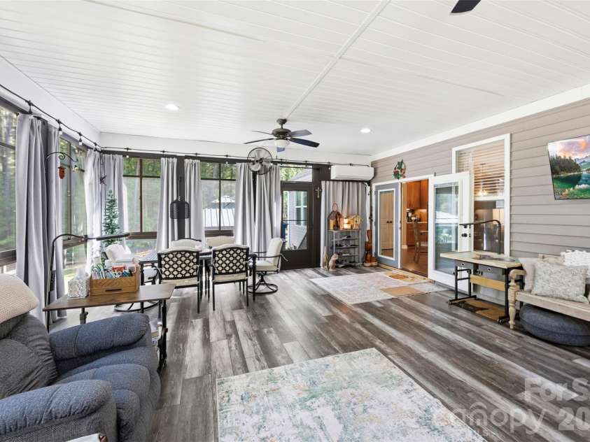 2072 Old Ferry Lane, Lancaster, SC 29720.  MLS# CAR4431930, YatesRealty ID 55917. 