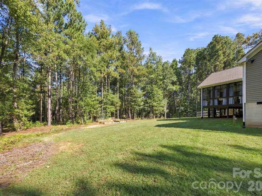 2072 Old Ferry Lane, Lancaster, SC 29720.  MLS# CAR4431930, YatesRealty ID 55917. 
