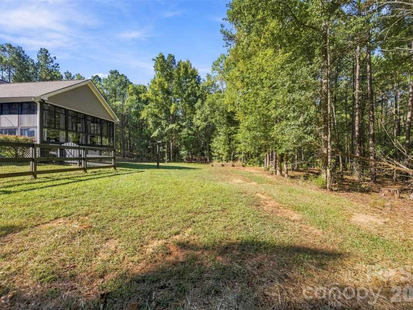 2072 Old Ferry Lane, Lancaster, SC 29720.  MLS# CAR4431930, YatesRealty ID 55917. 