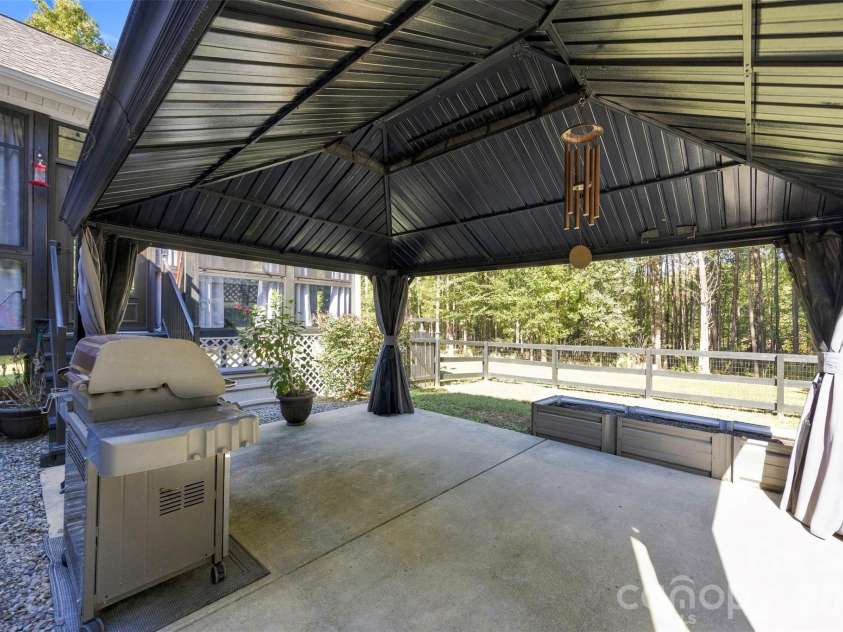 2072 Old Ferry Lane, Lancaster, SC 29720.  MLS# CAR4431930, YatesRealty ID 55917. 