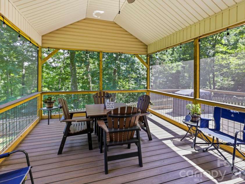 221 Willow Lakes Drive, Rutherfordton, NC 28139.  MLS# CAR4411005, YatesRealty ID 55920. 