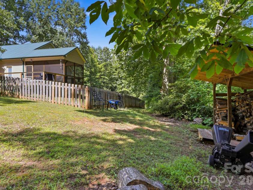 221 Willow Lakes Drive, Rutherfordton, NC 28139.  MLS# CAR4411005, YatesRealty ID 55920. 