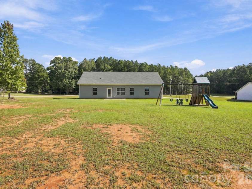 4206 Fletcher Funderburk Road, Lancaster, SC 29720.  MLS# CAR4433294, YatesRealty ID 55926. 