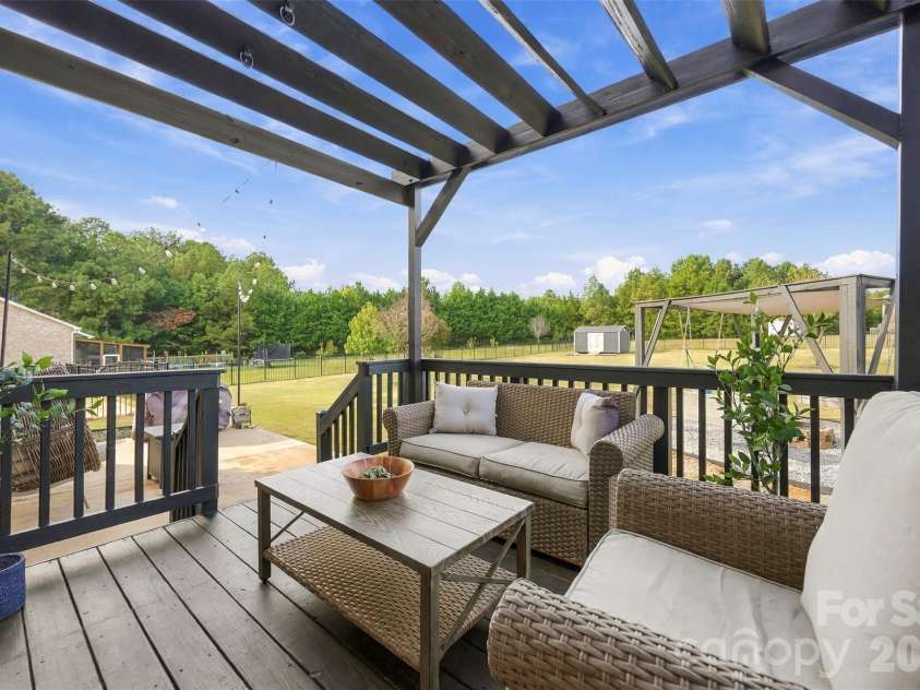 1124 Golden Gate Court, Rock Hill, SC 29732.  MLS# CAR4428381, YatesRealty ID 55927. 