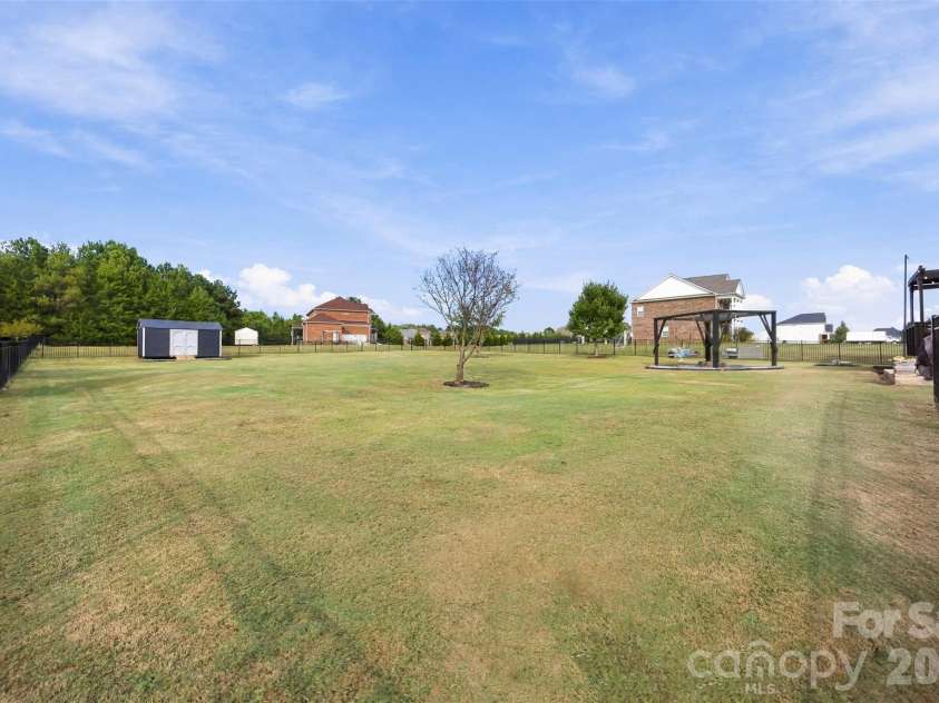 1124 Golden Gate Court, Rock Hill, SC 29732.  MLS# CAR4428381, YatesRealty ID 55927. 