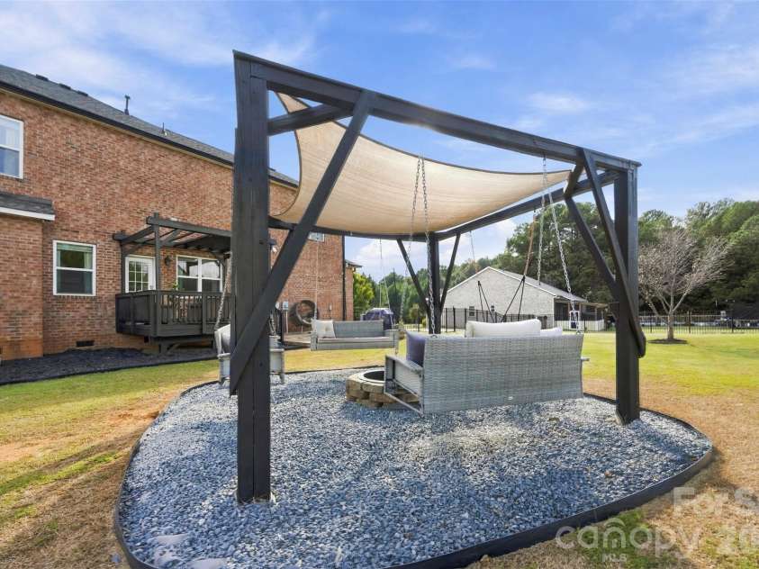 1124 Golden Gate Court, Rock Hill, SC 29732.  MLS# CAR4428381, YatesRealty ID 55927. 