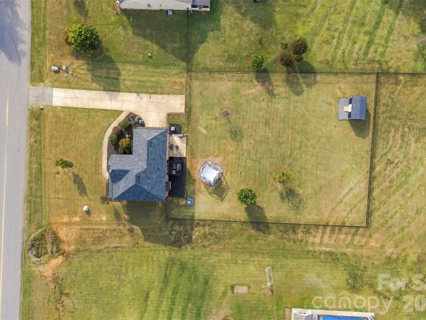 1124 Golden Gate Court, Rock Hill, SC 29732.  MLS# CAR4428381, YatesRealty ID 55927. 