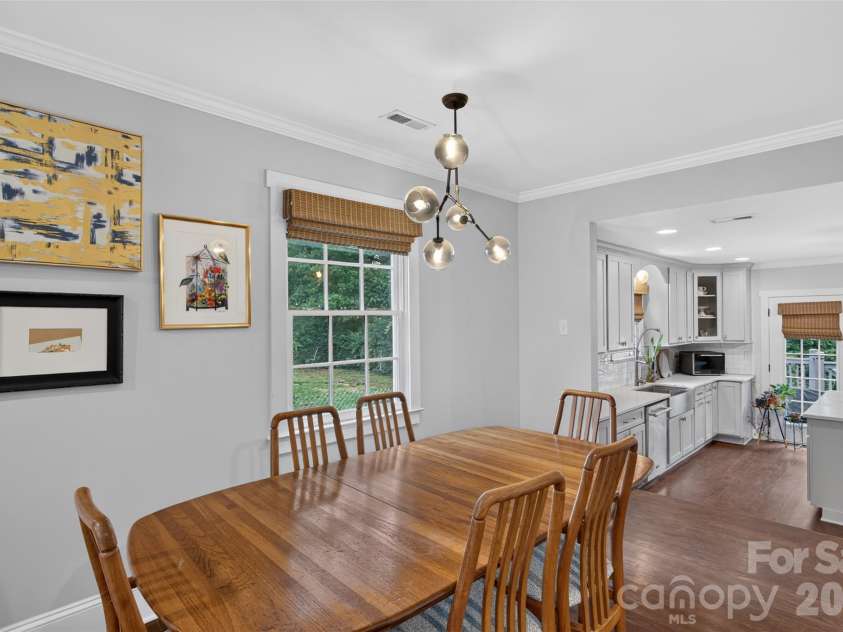 1727 Merriman Avenue, Charlotte, NC 28203.  MLS# CAR4432521, YatesRealty ID 55929. 