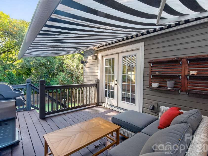 1727 Merriman Avenue, Charlotte, NC 28203.  MLS# CAR4432521, YatesRealty ID 55929. 