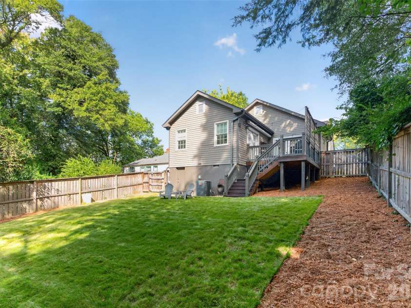 1727 Merriman Avenue, Charlotte, NC 28203.  MLS# CAR4432521, YatesRealty ID 55929. 