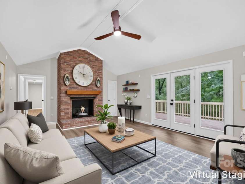 5550 Overlook Circle, Winston Salem, NC 27105.  MLS# CAR4432343, YatesRealty ID 55933. Virtually Staged