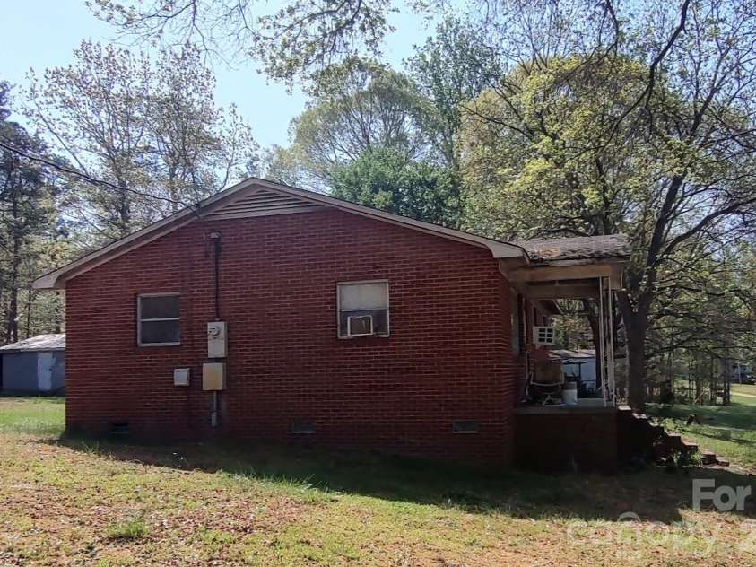 131 Sj Crawford Road, Lincolnton, NC 28092.  MLS# CAR4428419, YatesRealty ID 55934. 