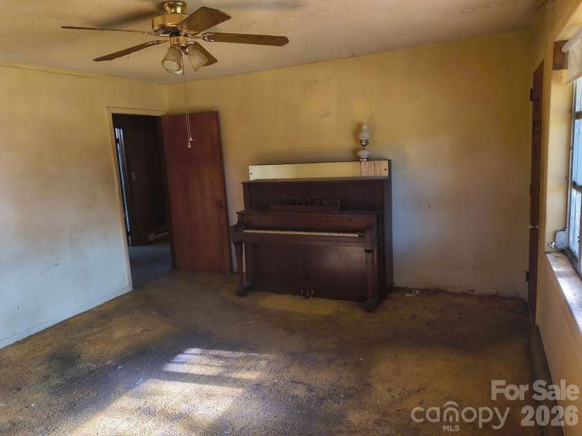 131 Sj Crawford Road, Lincolnton, NC 28092.  MLS# CAR4428419, YatesRealty ID 55934. 