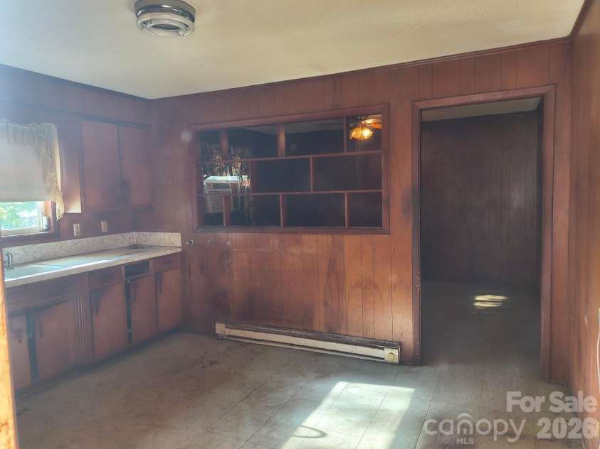 131 Sj Crawford Road, Lincolnton, NC 28092.  MLS# CAR4428419, YatesRealty ID 55934. 