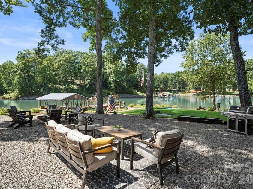 114 Kilkee Lane, Mooresville, NC 28117.  MLS# CAR4433034, YatesRealty ID 55935. 