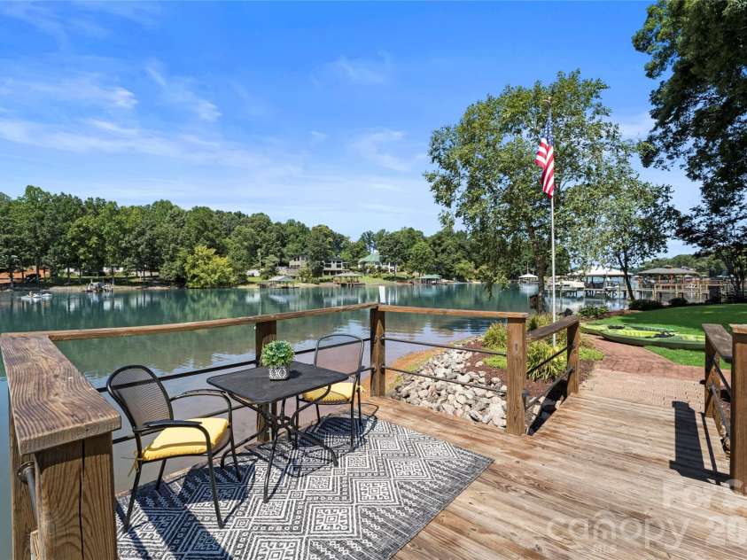 114 Kilkee Lane, Mooresville, NC 28117.  MLS# CAR4433034, YatesRealty ID 55935. 