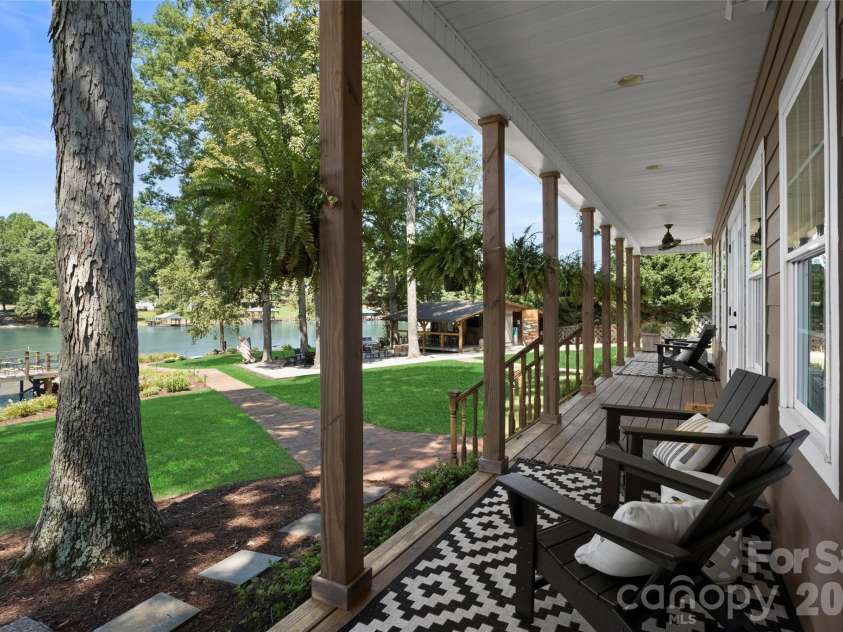 114 Kilkee Lane, Mooresville, NC 28117.  MLS# CAR4433034, YatesRealty ID 55935. 