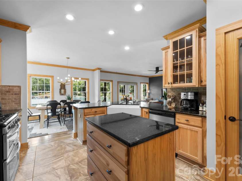 114 Kilkee Lane, Mooresville, NC 28117.  MLS# CAR4433034, YatesRealty ID 55935. 